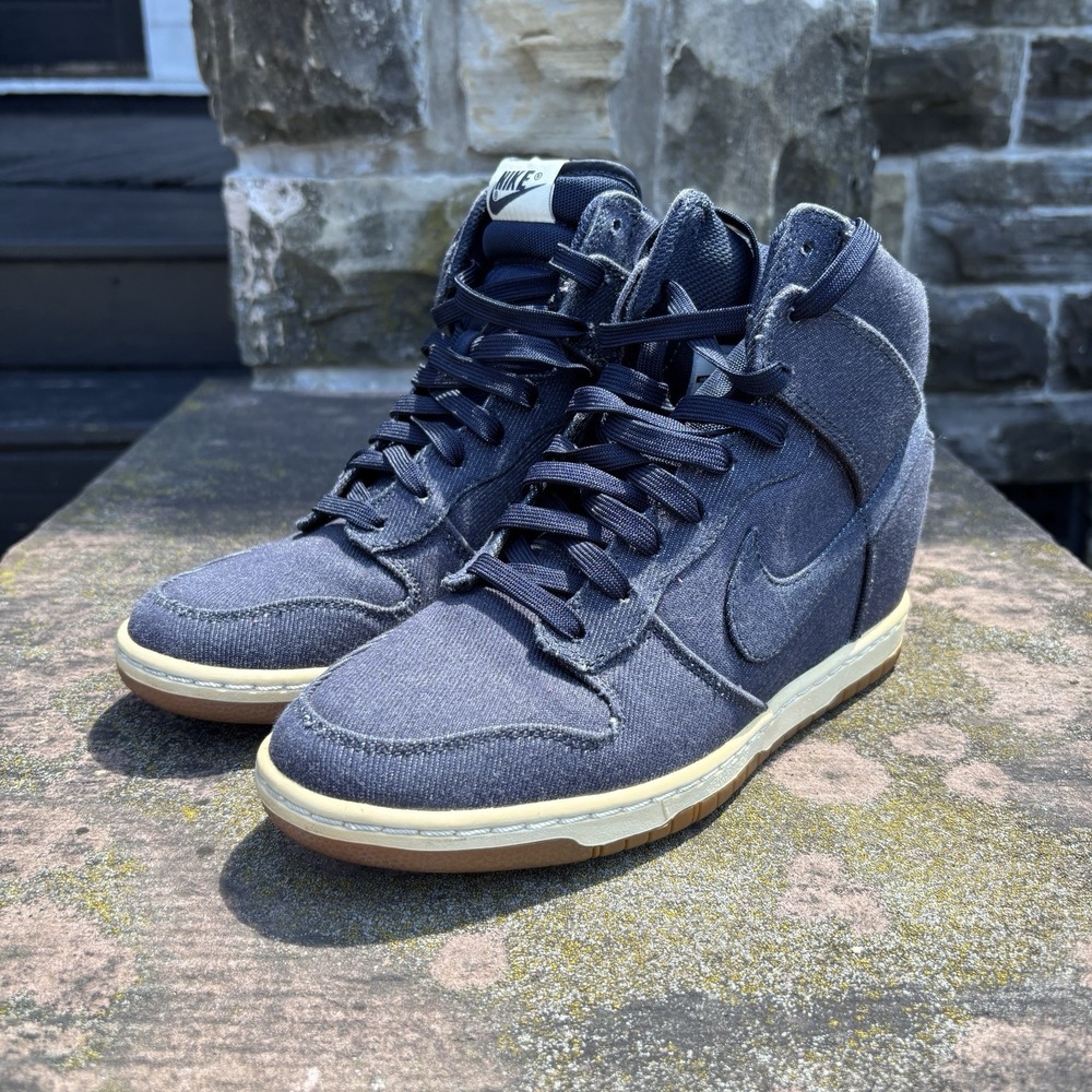 Nike Dunk Sky Hi Essential Hidden Wedge Navy Gum Women's Size 8.5 US 644877-400